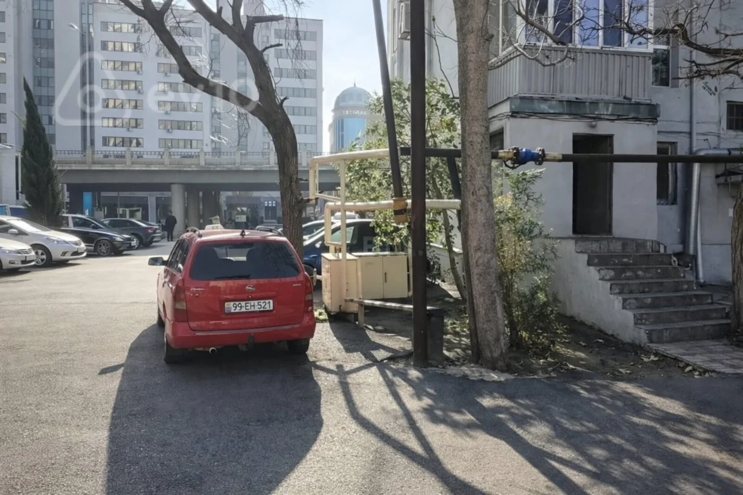 Kirayə verilir 2 otaqlı ofis 40 m²