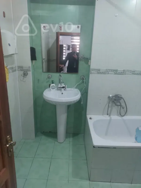 Kirayə verilir 2 otaqlı ofis 40 m²