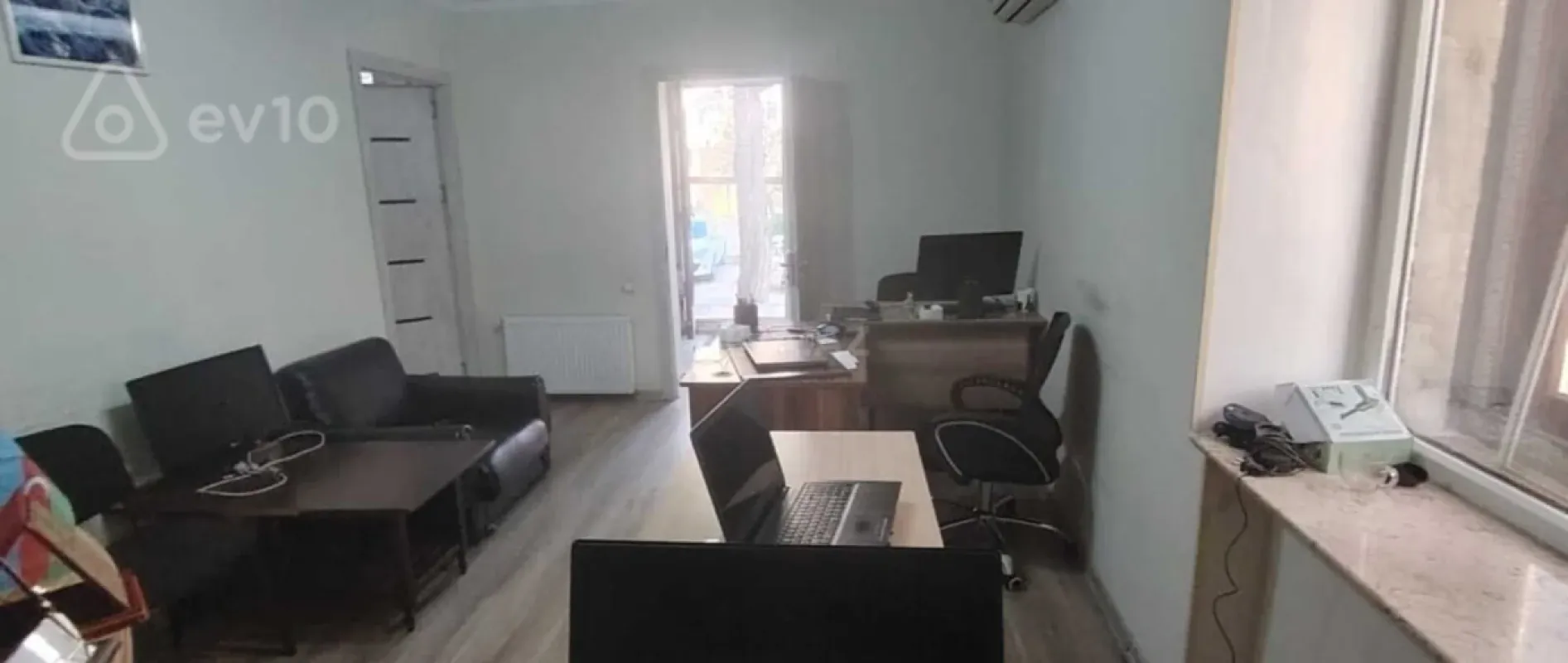 Kirayə verilir 2 otaqlı ofis 40 m²