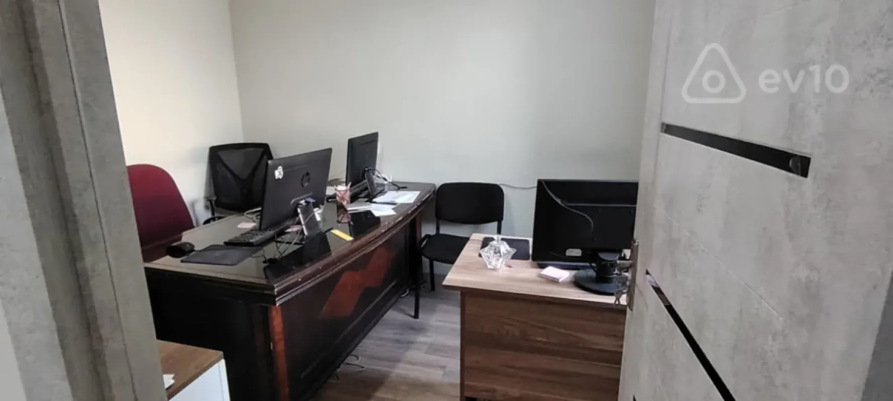 Kirayə verilir 2 otaqlı ofis 40 m²