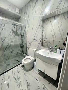 Kirayə verilir 2 otaqlı yeni tikili 93 m²