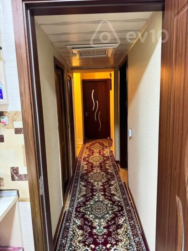 Satılır 3 otaqlı köhnə tikili 72 m²