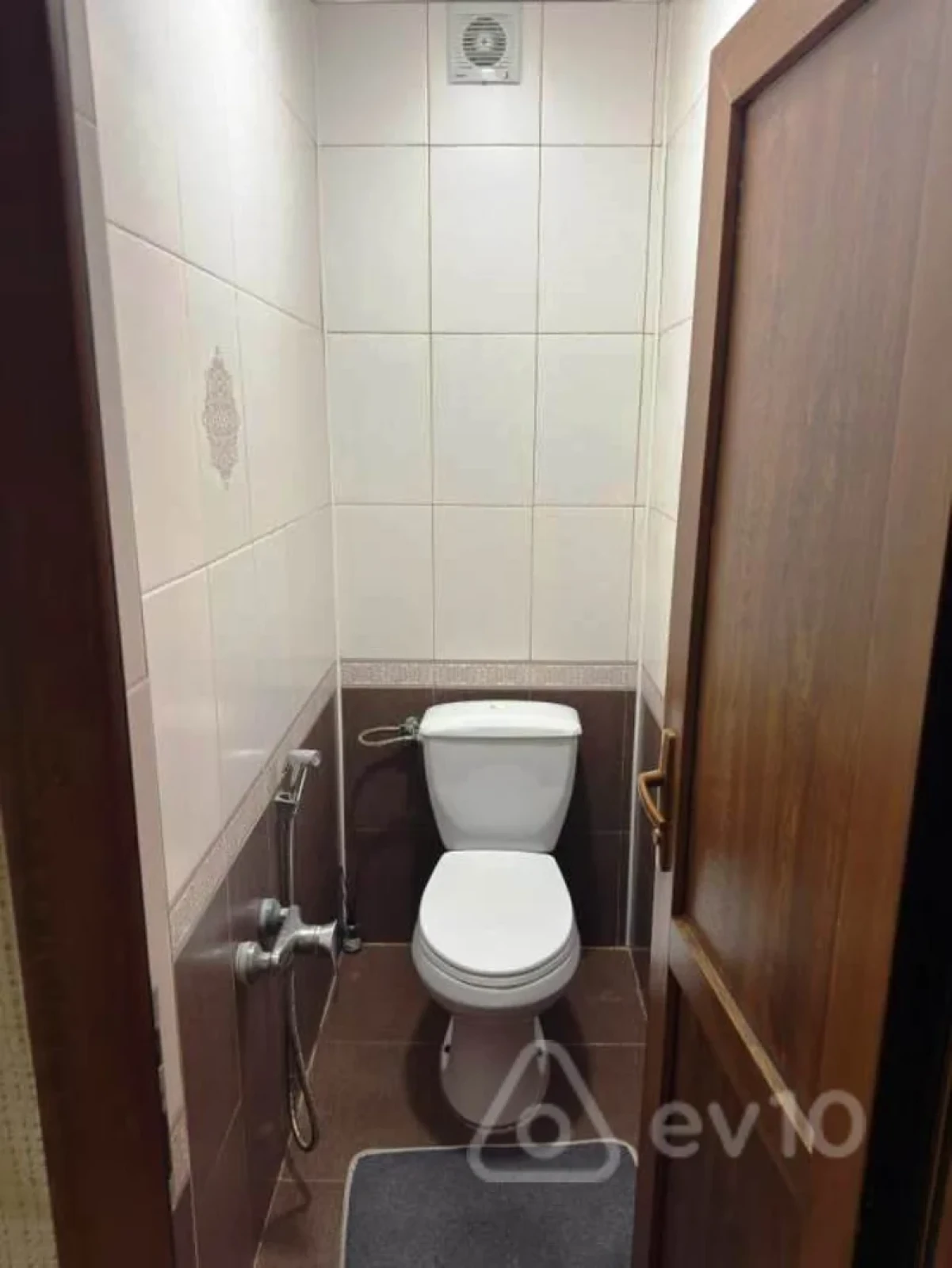 Satılır 3 otaqlı köhnə tikili 72 m²