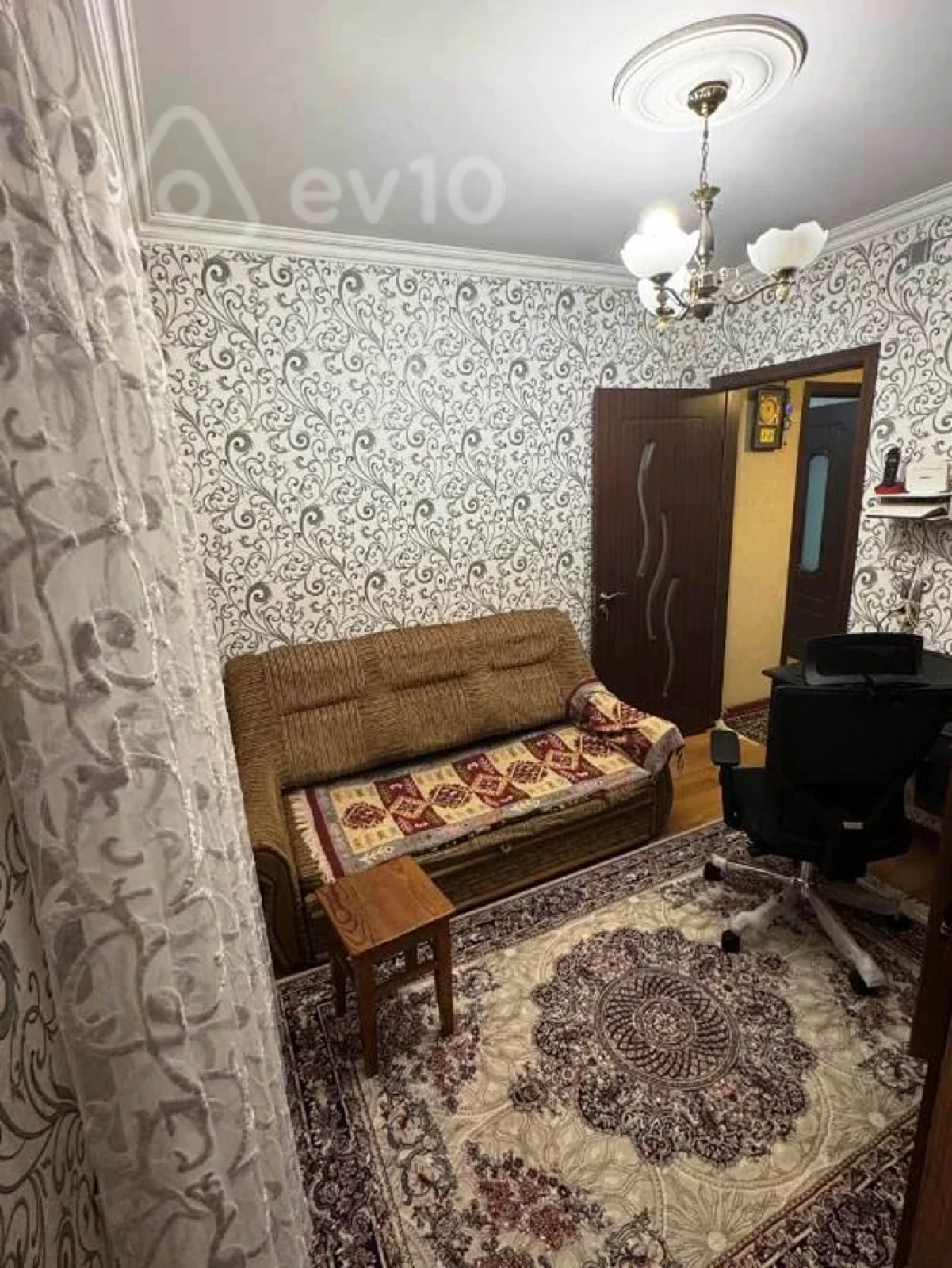 Satılır 3 otaqlı köhnə tikili 72 m²