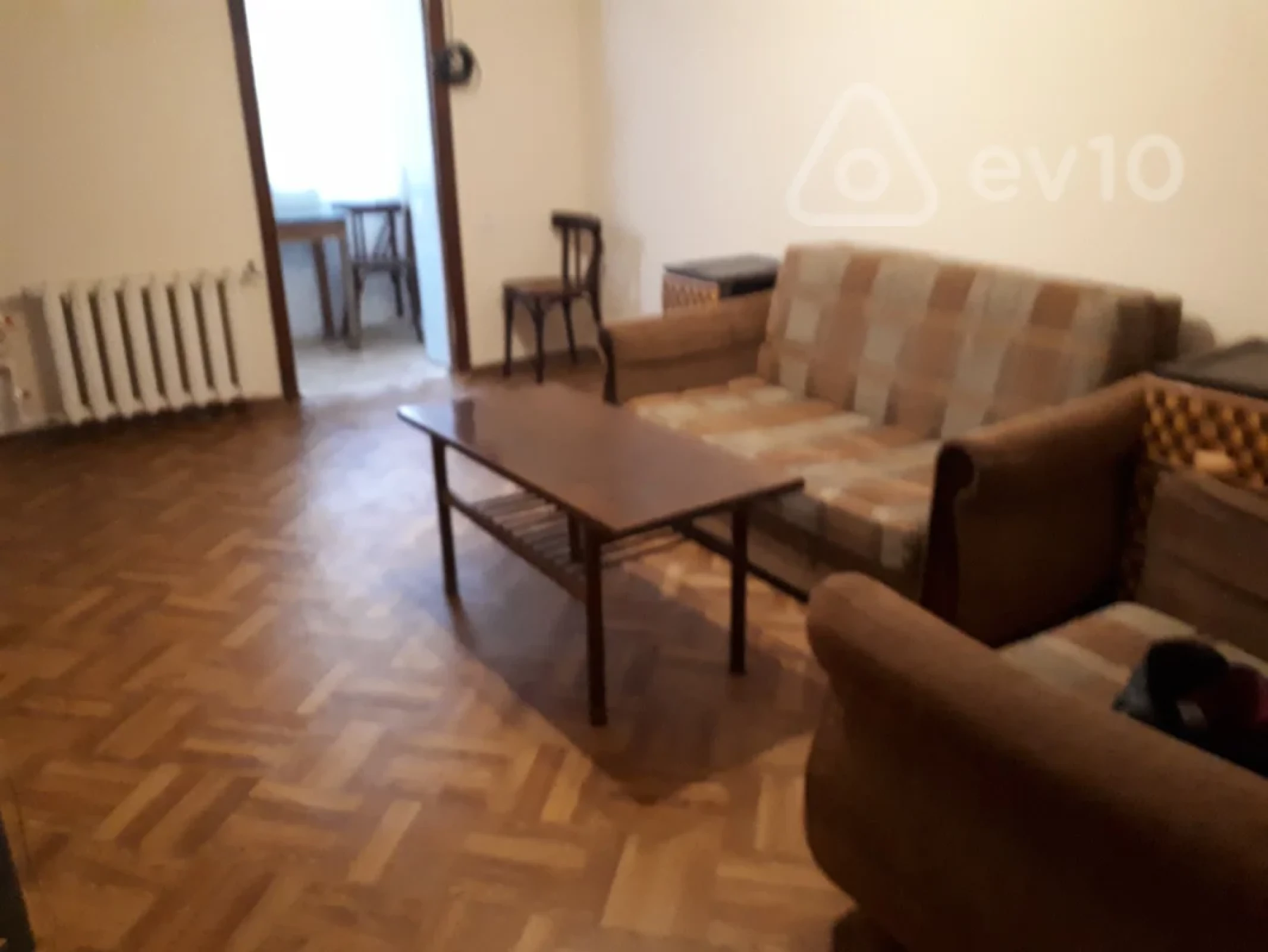 Kirayə verilir 2 otaqlı köhnə tikili 30 m²