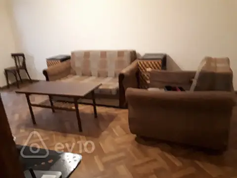 Kirayə verilir 2 otaqlı köhnə tikili 30 m²