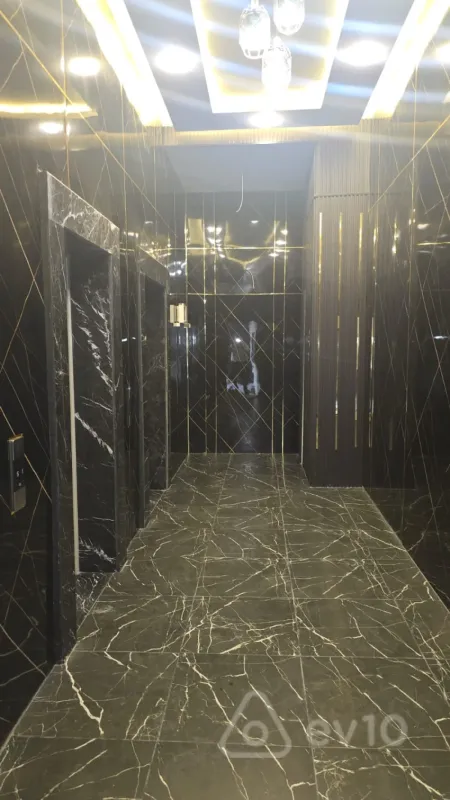 Satılır 4 otaqlı yeni tikili 192.5 m²