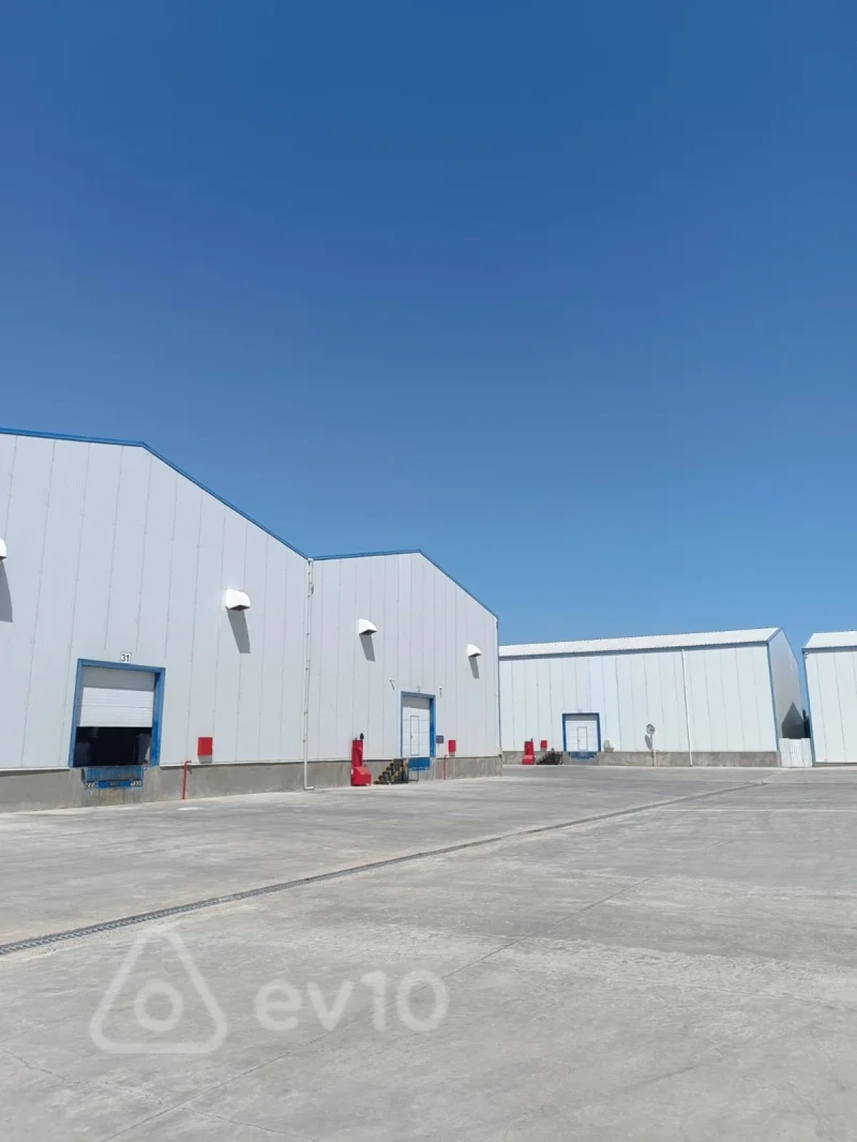 Kirayə verilir mənzil 500 m²