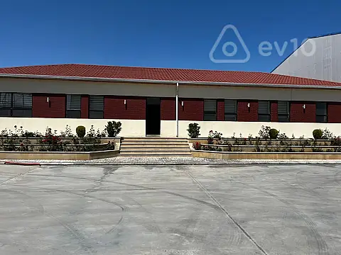 Kirayə verilir mənzil 500 m²