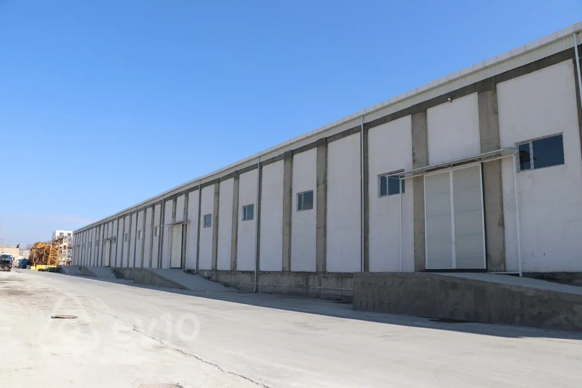 Kirayə verilir mənzil 400 m²