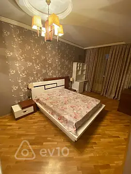 Kirayə verilir 2 otaqlı yeni tikili 80 m²