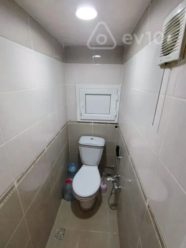 Satılır 3 otaqlı köhnə tikili 75 m²