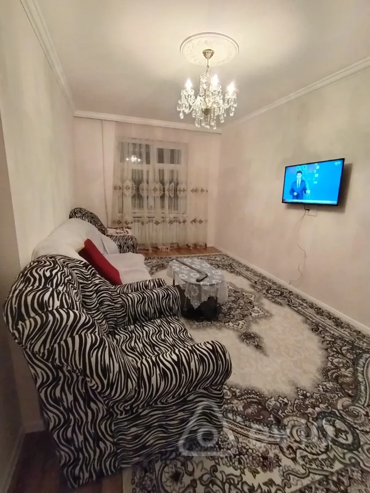 Satılır 3 otaqlı köhnə tikili 75 m²