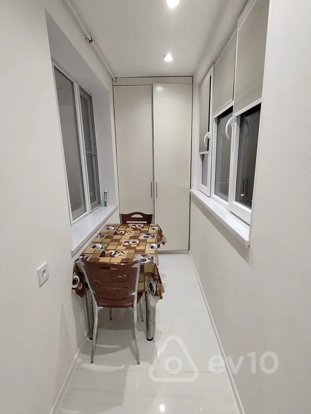 Satılır 3 otaqlı köhnə tikili 75 m²
