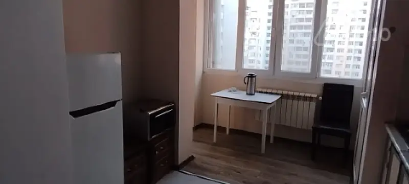 Kirayə verilir 2 otaqlı yeni tikili 78 m²