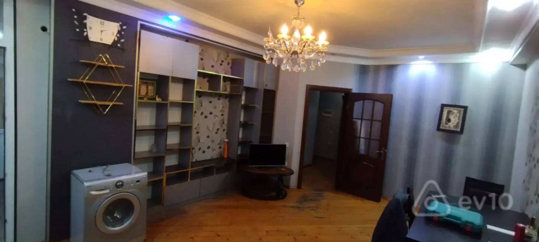 Kirayə verilir 2 otaqlı yeni tikili 78 m²