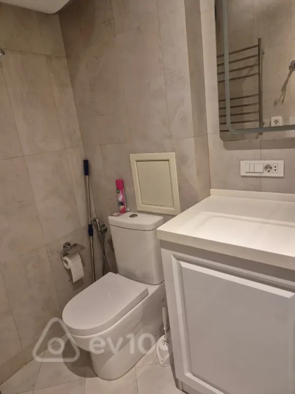 Kirayə verilir 2 otaqlı yeni tikili 88 m²