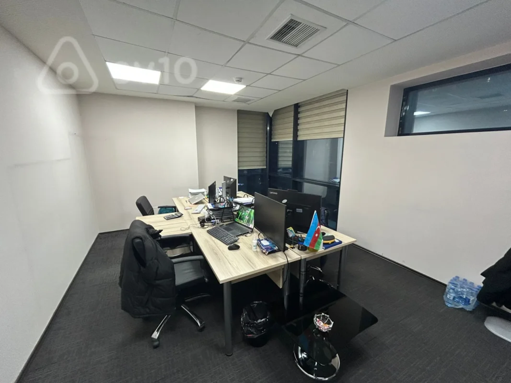 Kirayə verilir 12 otaqlı ofis 600 m²
