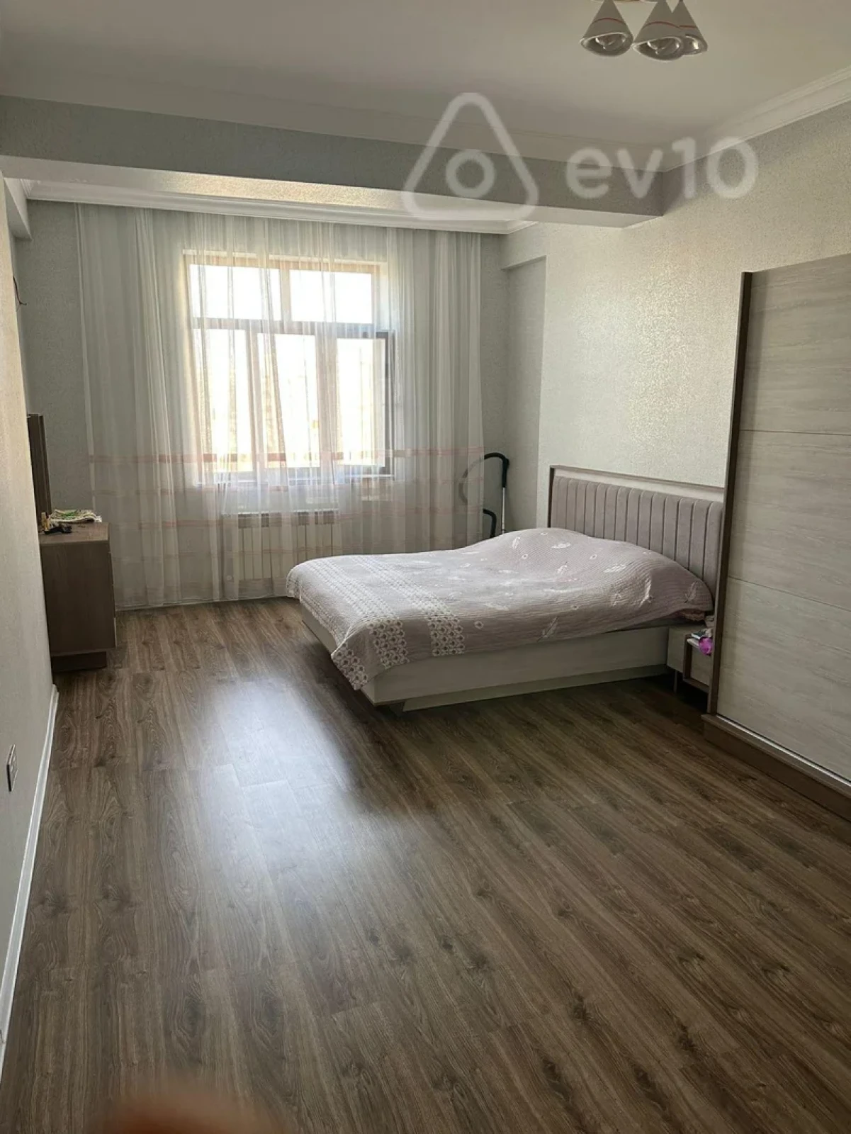 Kirayə verilir 2 otaqlı yeni tikili 74 m²