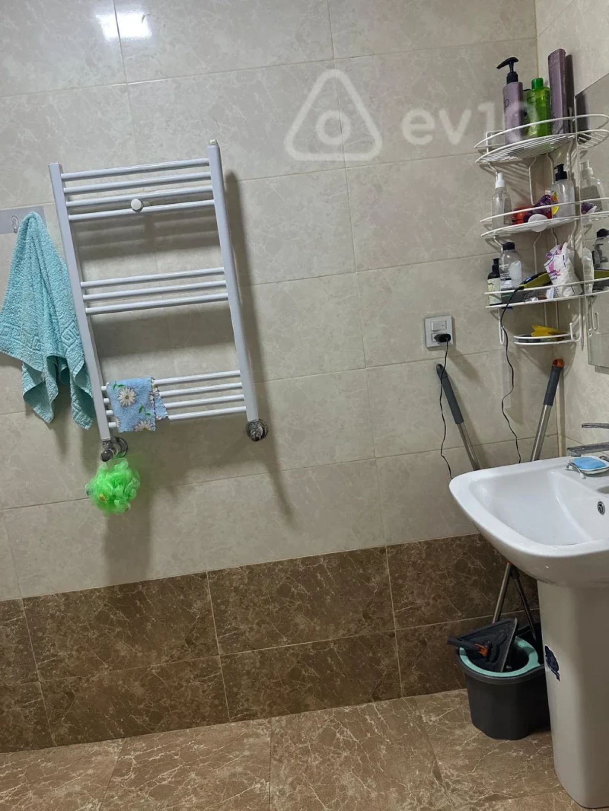 Kirayə verilir 2 otaqlı yeni tikili 74 m²