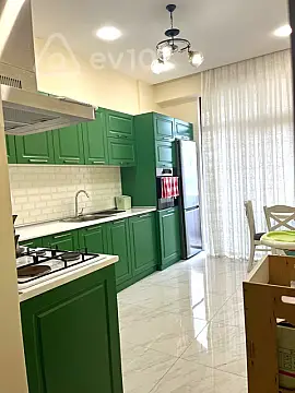 Kirayə verilir 3 otaqlı yeni tikili 105 m²