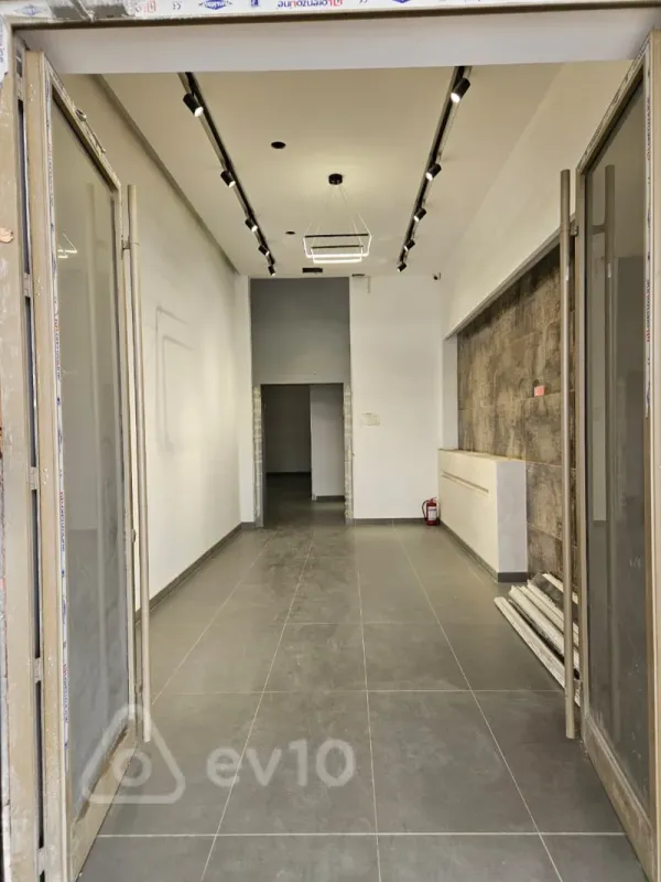 Satılır 4 otaqlı yeni tikili 166 m²
