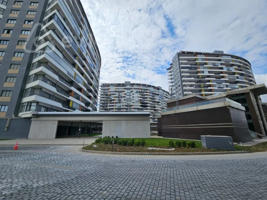 Satılır 4 otaqlı yeni tikili 166 m²