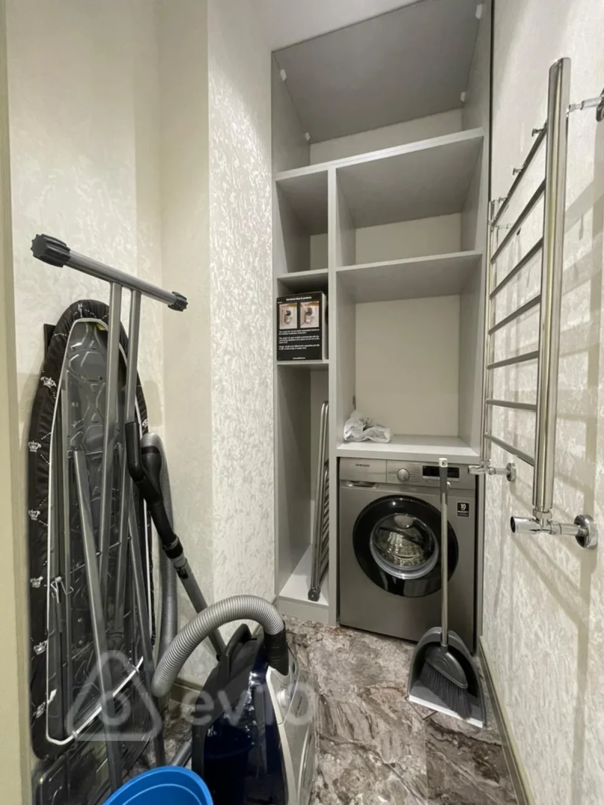 Kirayə verilir 4 otaqlı yeni tikili 171 m²