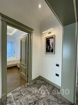 Kirayə verilir 4 otaqlı yeni tikili 171 m²