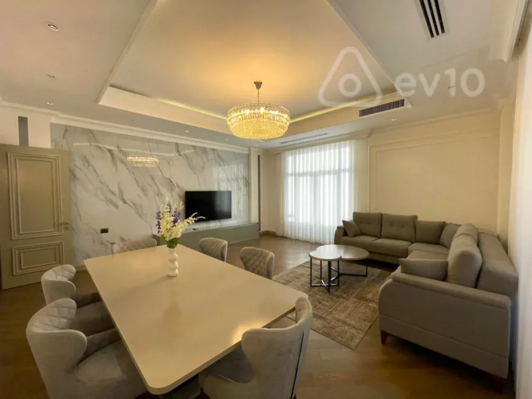 Kirayə verilir 4 otaqlı yeni tikili 171 m²