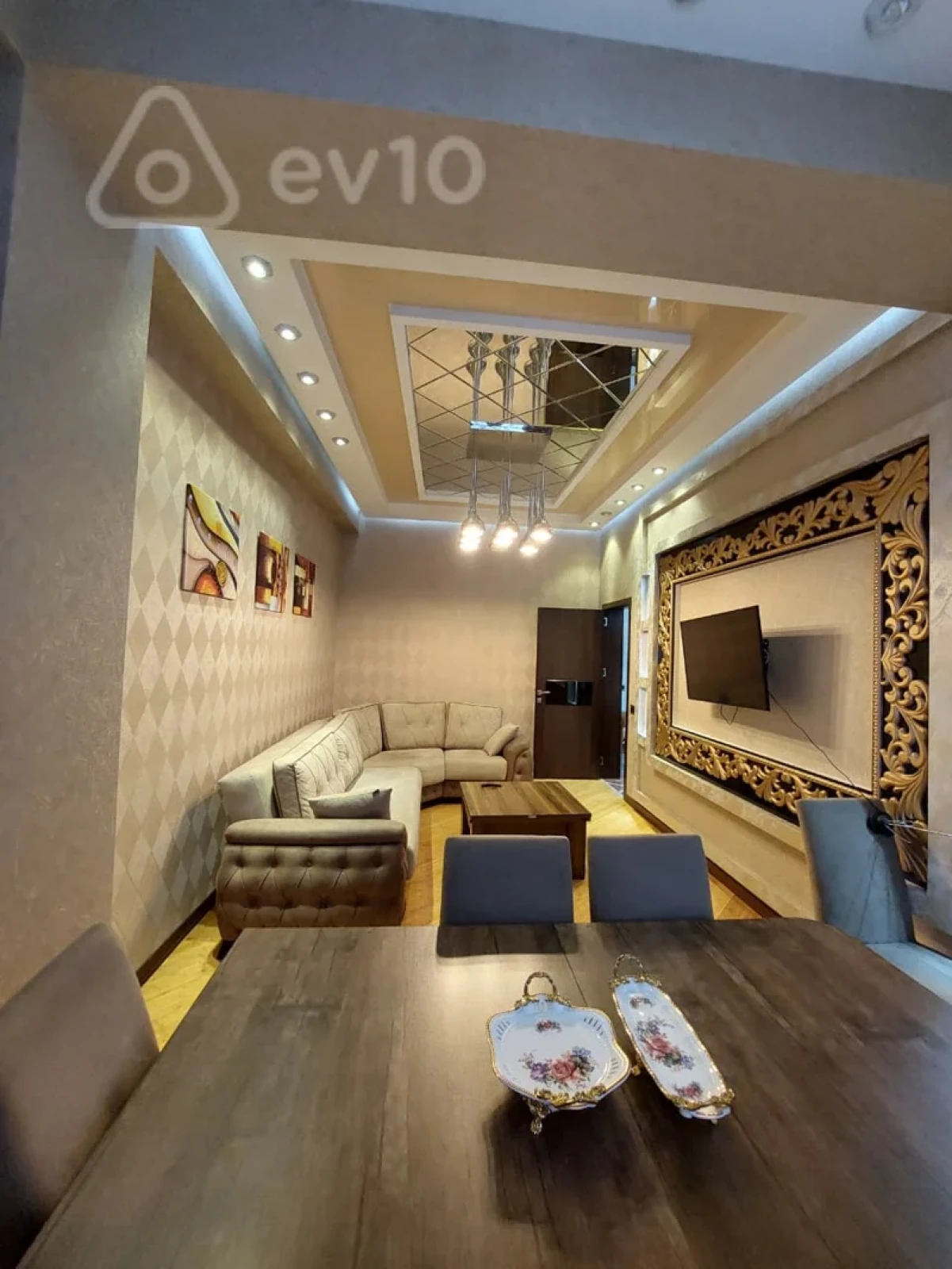 Kirayə verilir 3 otaqlı yeni tikili 105 m²