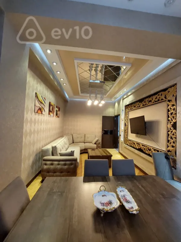 Kirayə verilir 3 otaqlı yeni tikili 105 m²