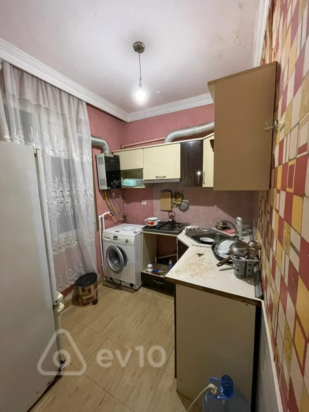 Kirayə verilir 3 otaqlı köhnə tikili 75 m²