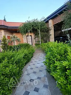 Satılır 3 otaqlı həyət evi 100 m²
