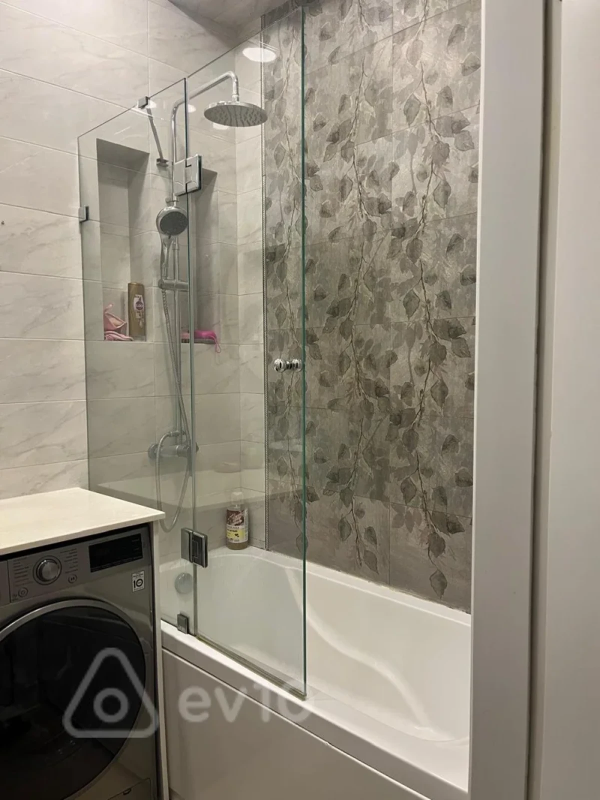 Satılır 3 otaqlı yeni tikili 105 m²