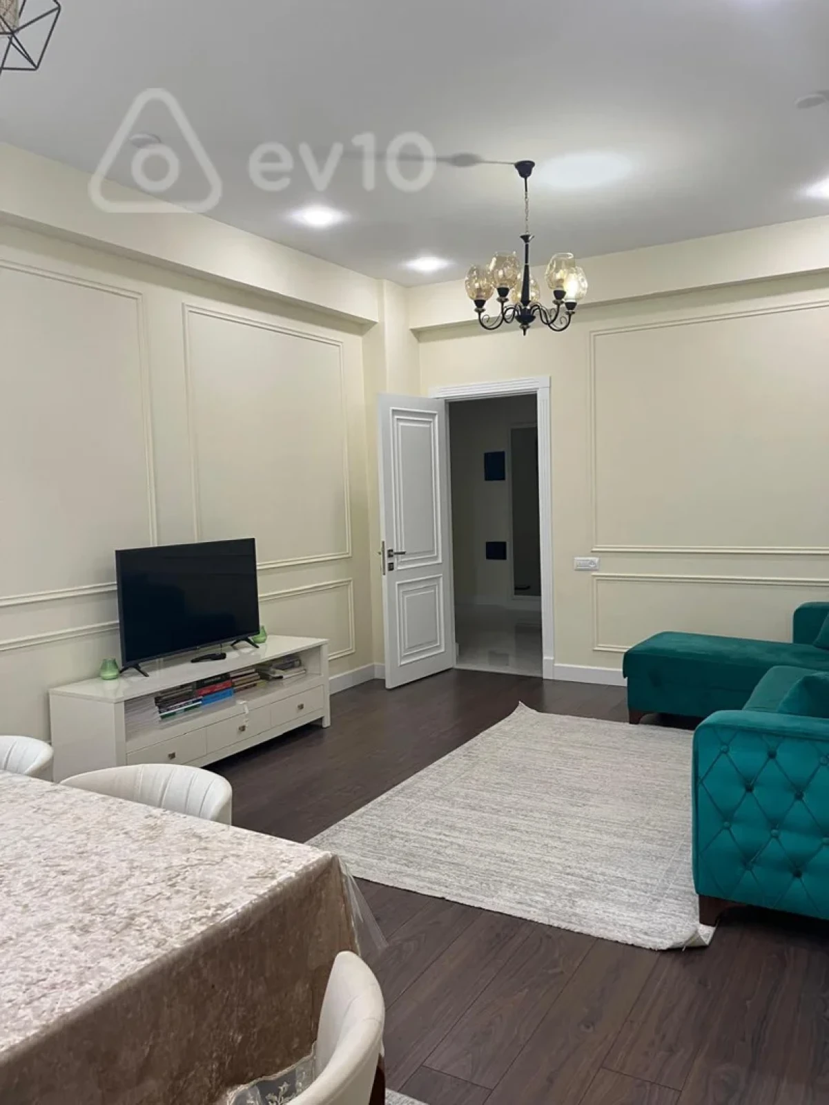 Satılır 3 otaqlı yeni tikili 105 m²