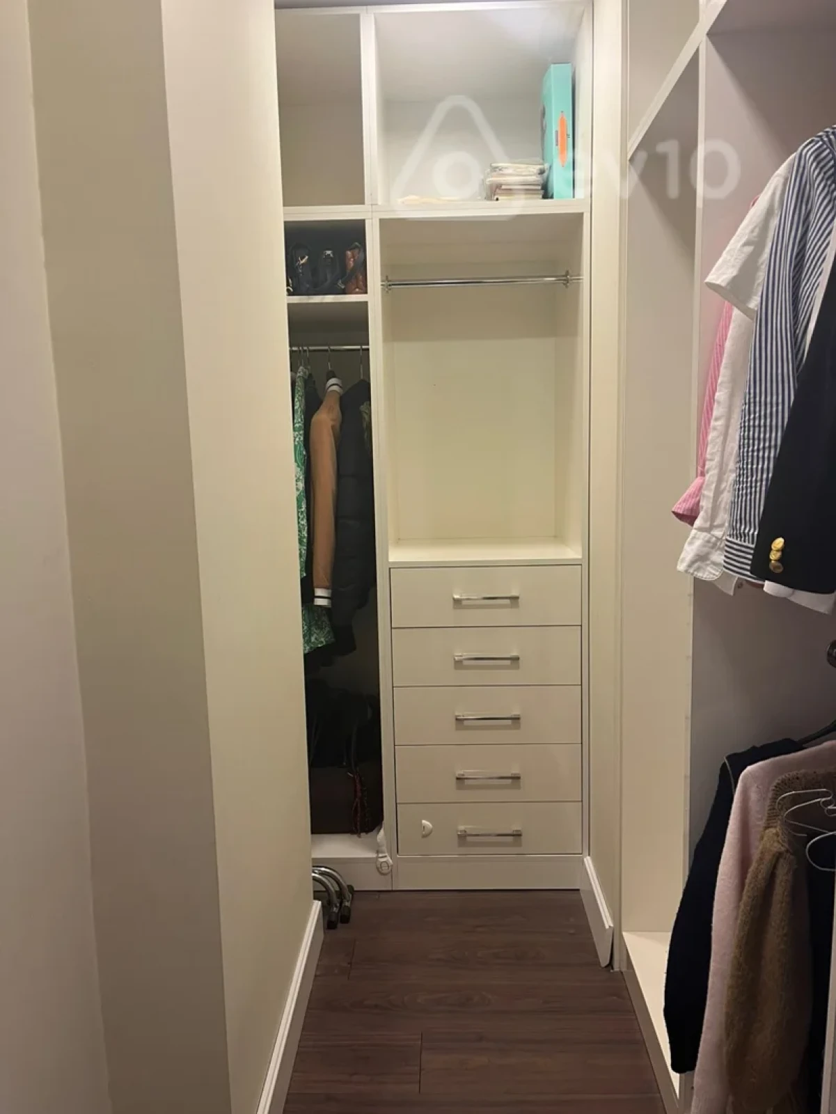 Satılır 3 otaqlı yeni tikili 105 m²