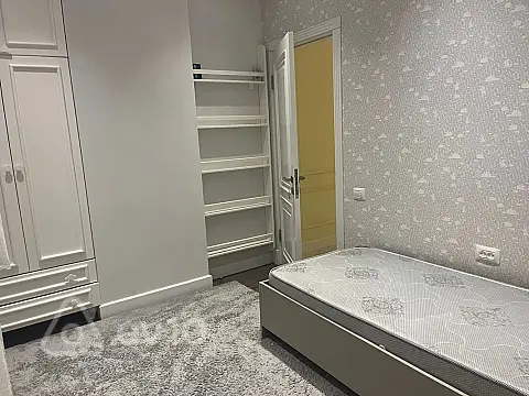 Satılır 3 otaqlı yeni tikili 105 m²