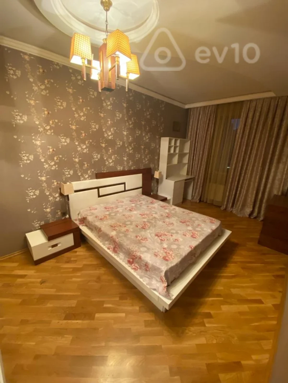 Kirayə verilir 2 otaqlı yeni tikili 77 m²