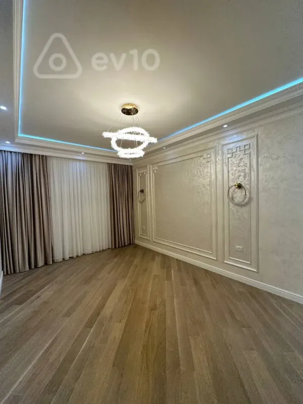 Satılır 3 otaqlı yeni tikili 154 m²