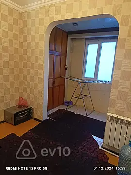 Kirayə verilir 3 otaqlı köhnə tikili 60 m²