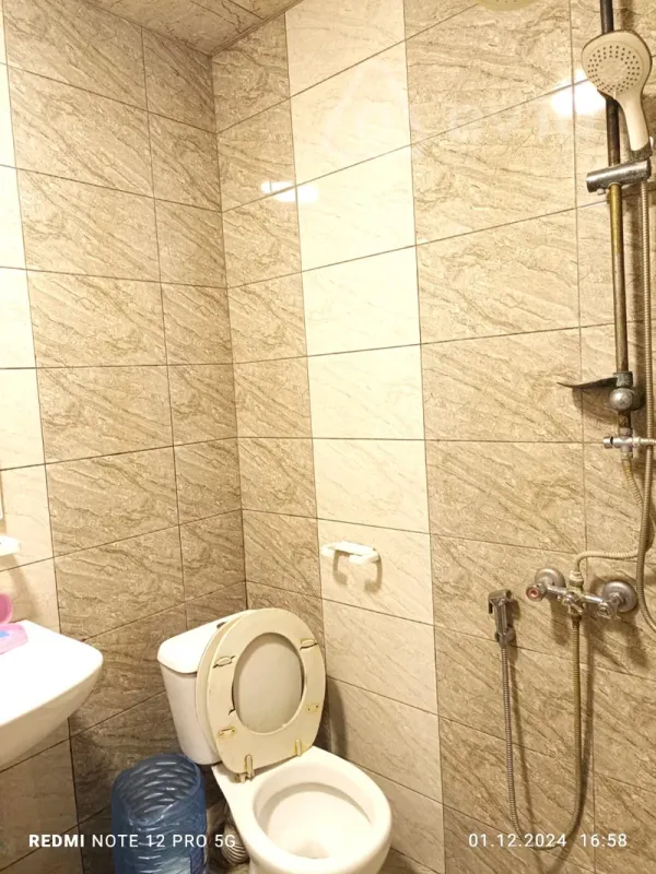 Kirayə verilir 3 otaqlı köhnə tikili 60 m²