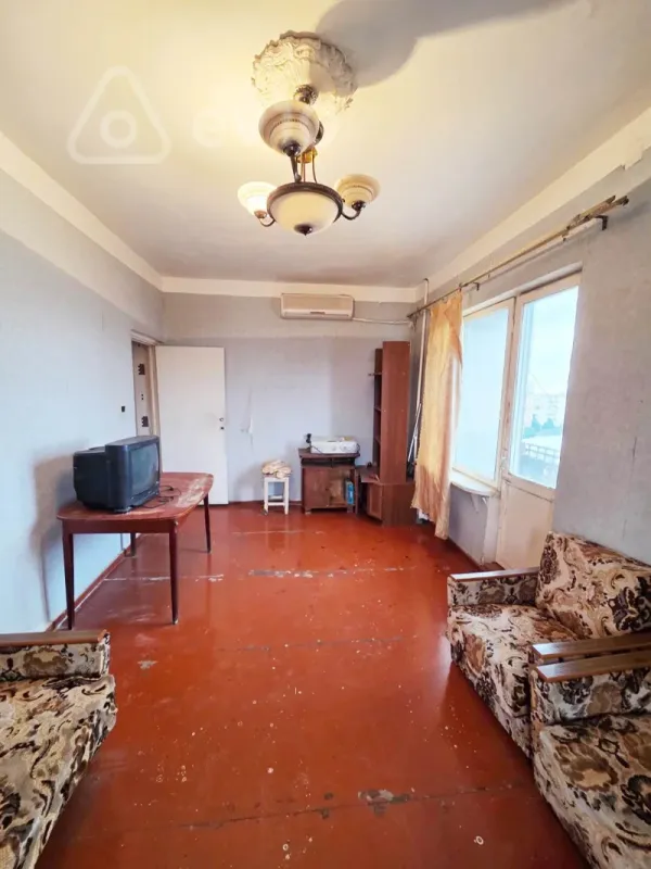 Satılır 1 otaqlı köhnə tikili 47 m²