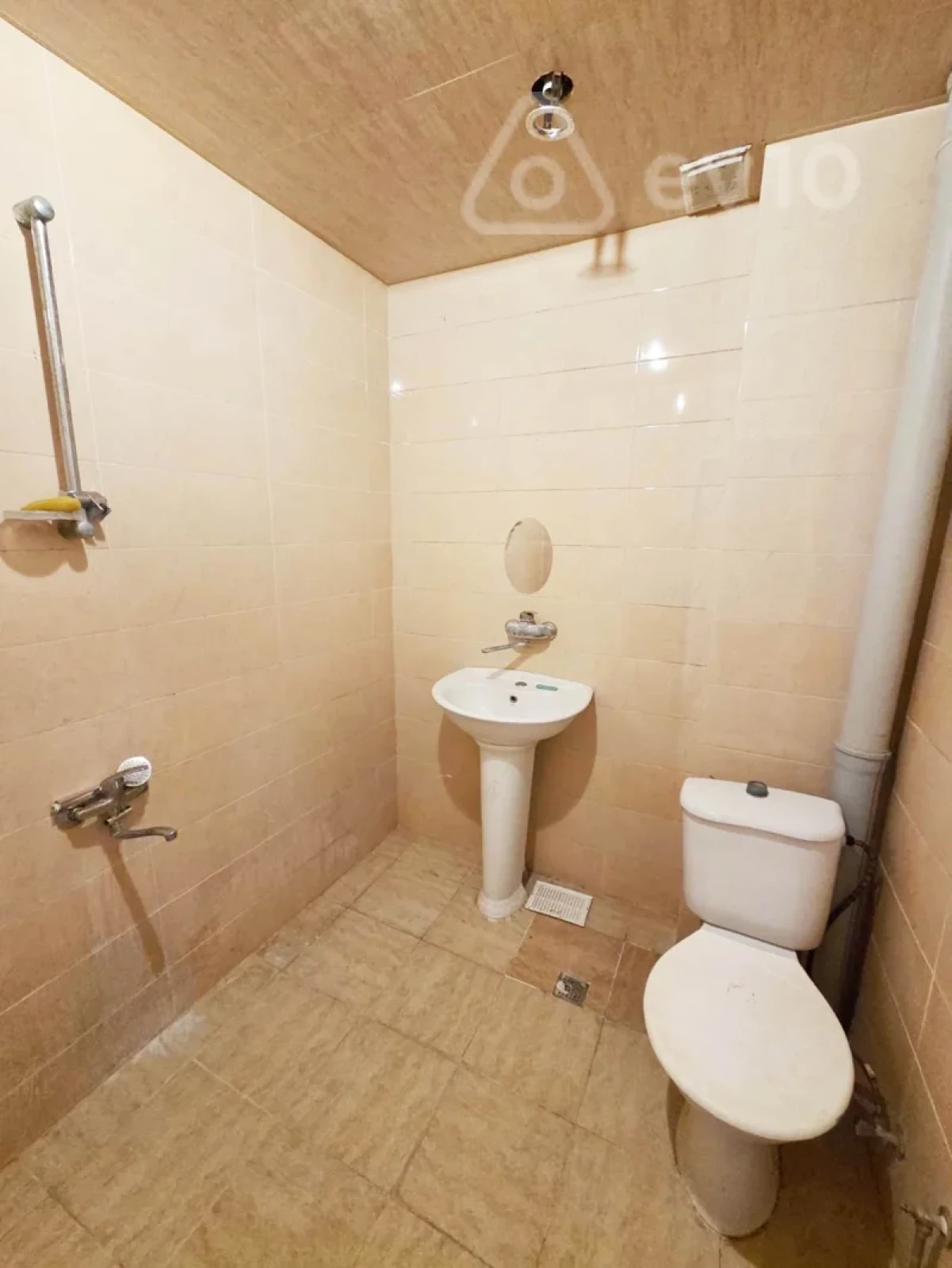 Satılır 1 otaqlı köhnə tikili 47 m²