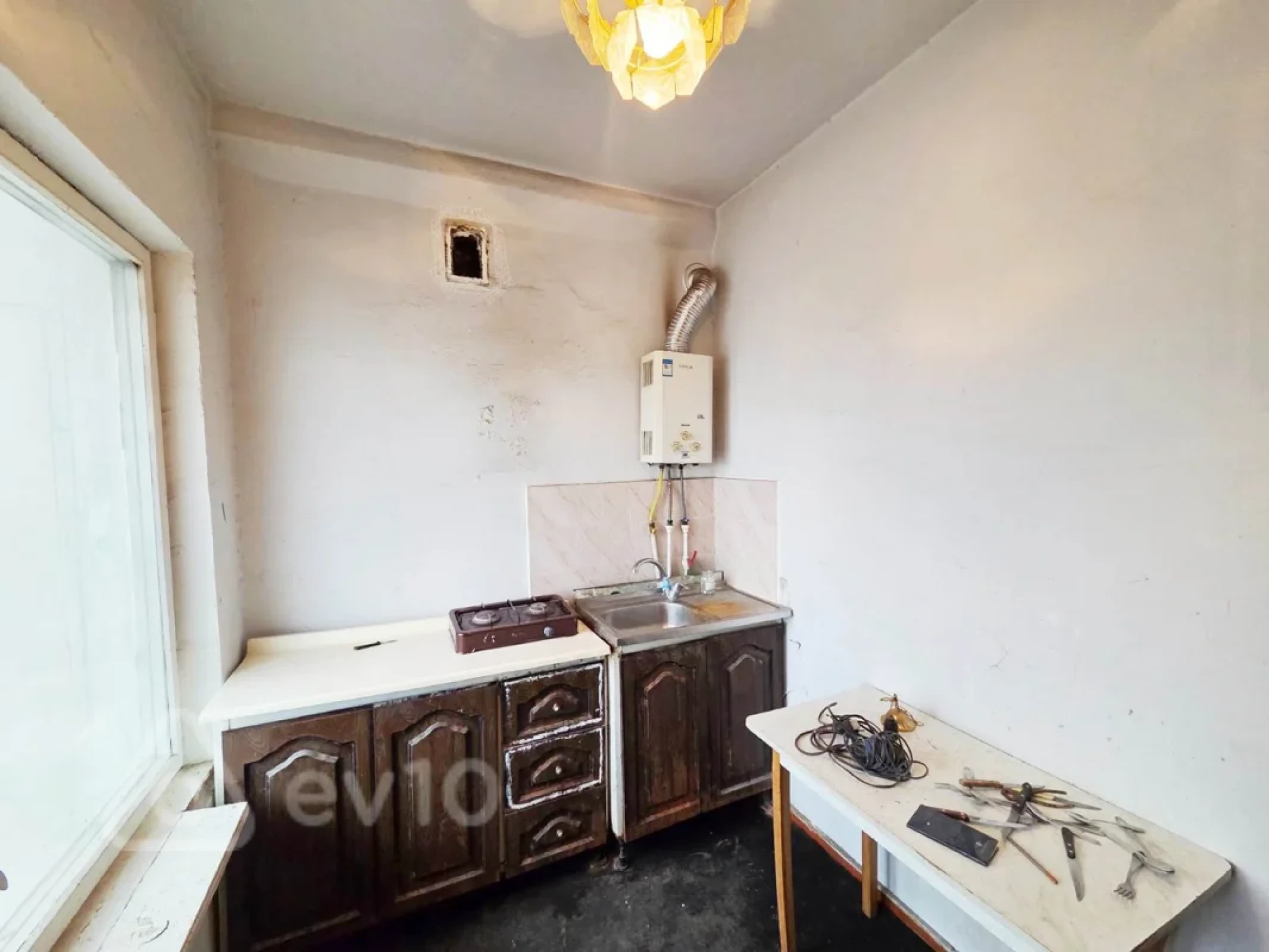 Satılır 1 otaqlı köhnə tikili 47 m²