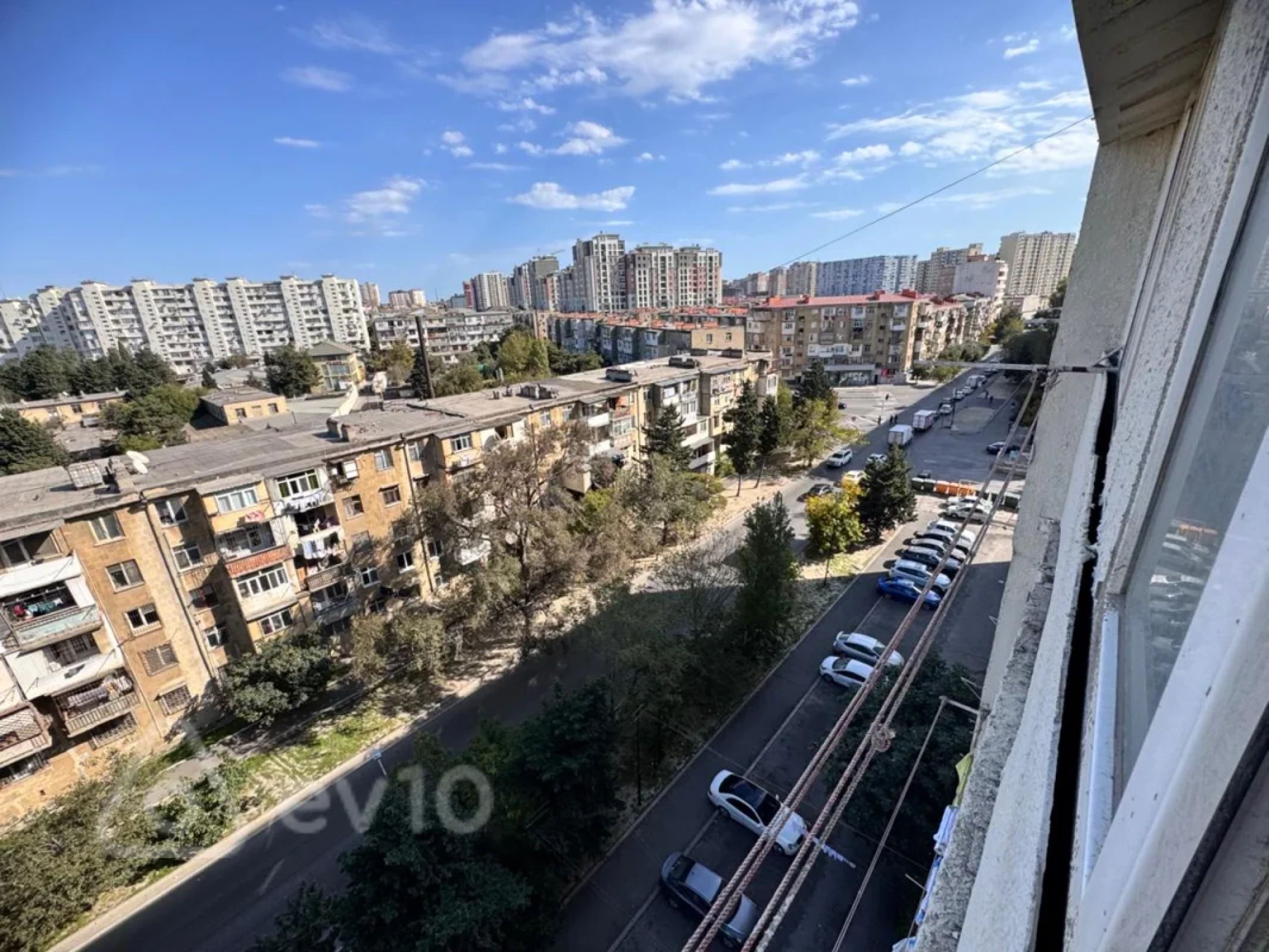 Satılır 3 otaqlı köhnə tikili 90 m²
