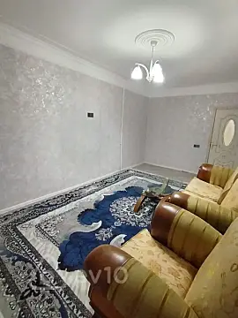 Satılır 2 otaqlı köhnə tikili 65 m²
