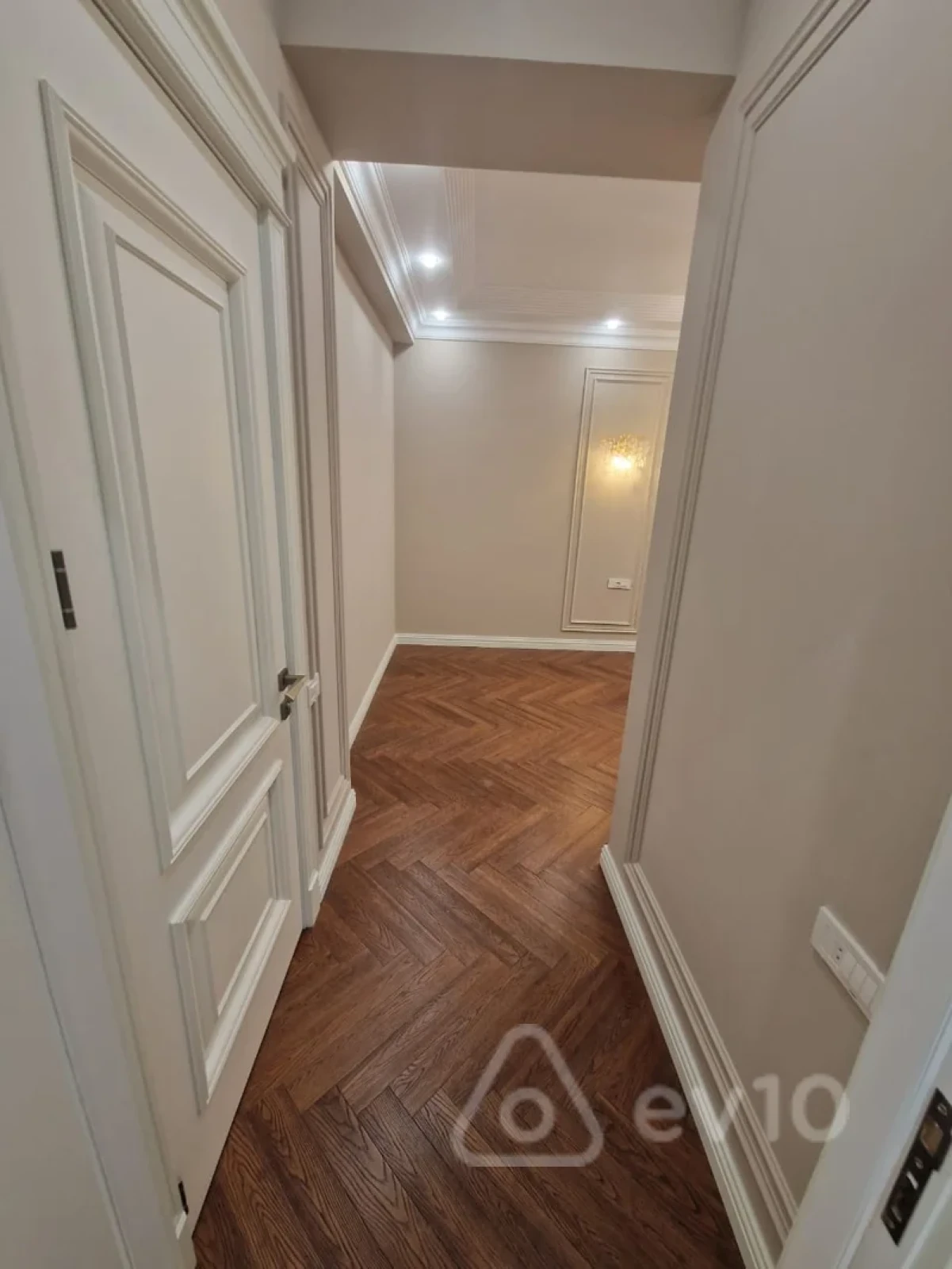 Satılır 3 otaqlı yeni tikili 108 m²