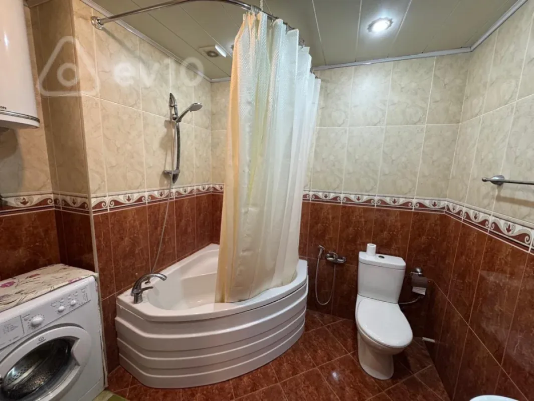 Kirayə verilir 2 otaqlı yeni tikili 72 m²