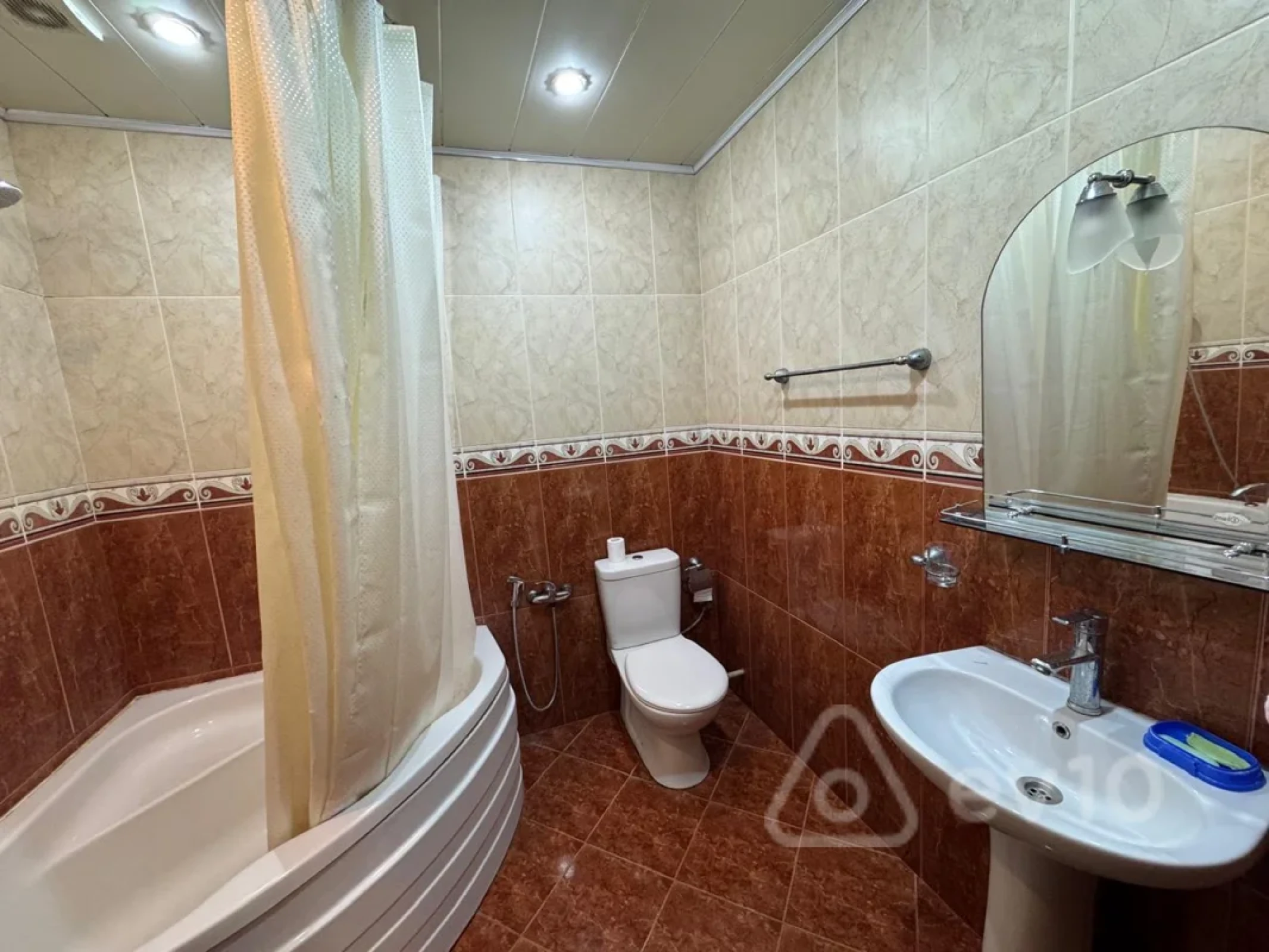 Kirayə verilir 2 otaqlı yeni tikili 72 m²